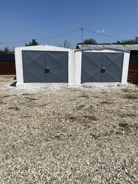 Centura sud garaj 19 mp si parcare 120 mp 3 km dist. de sector 4.