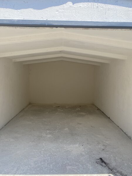 Centura sud garaj 19 mp si parcare 120 mp 3 km dist. de sector 4.